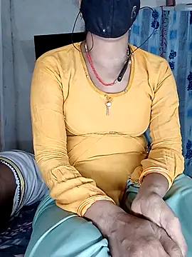 Sexy Riya Bhabhi online show from 10/24/25, 03:52