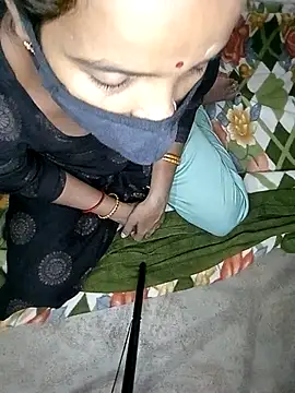Sexy Riya Bhabhi online show from 11/05/25, 05:35