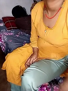 Sexy Riya Bhabhi online show from 11/11/25, 05:35