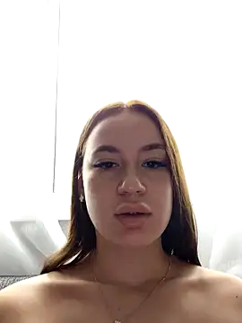 MayaGlow online show from 11/10/25, 06:01