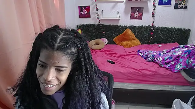 Snapshot of thianahorny chatting on 05/28/26, 12:57 thianahorny online show from 05/28/26, 12:57