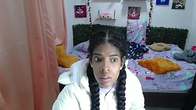 Snapshot of thianahorny chatting on 06/06/26, 11:59 thianahorny online show from 06/06/26, 11:59