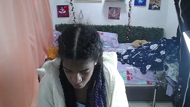 Snapshot of thianahorny chatting on 06/17/26, 12:50 thianahorny online show from 06/17/26, 12:50