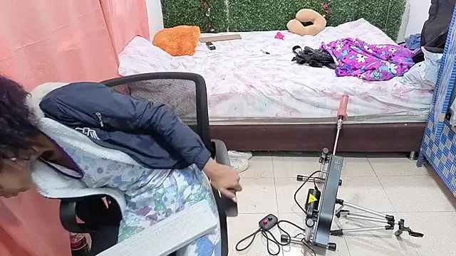 thianahorny online show from 06/24/26, 02:16