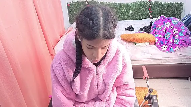 thianahorny online show from 07/04/26, 12:22