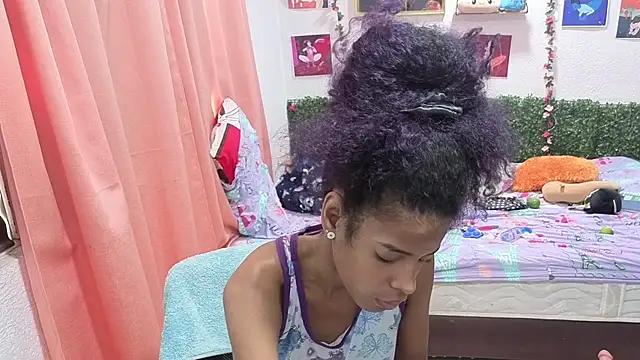 thianahorny online show from 07/07/26, 02:32