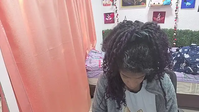 thianahorny online show from 07/14/26, 01:17