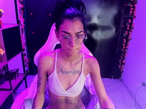 Snapshot of KarlaSlutSkinny__ chatting on 02/20/26, 07:58 KarlaSlutSkinny online show from 02/20/26, 07:58