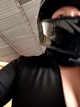 Scarlet Aura online show from 11/19/25, 07:58