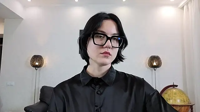 Marie Fitch online show from 12/22/25, 11:35