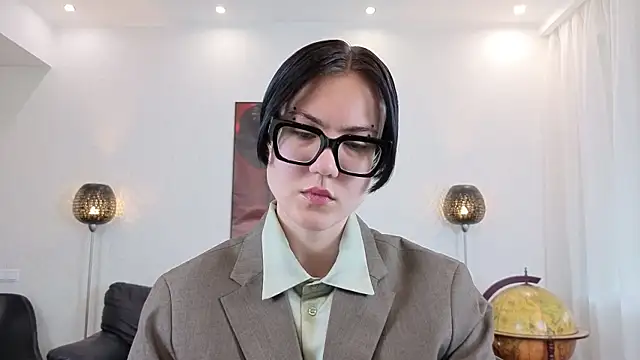 Marie Fitch online show from 05/01/26, 03:33