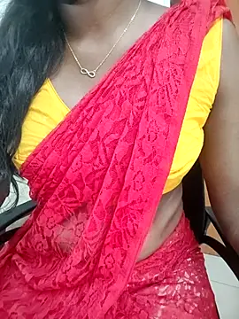 Tamilmallu-duskygirl03 online show from 05/18/26, 11:38