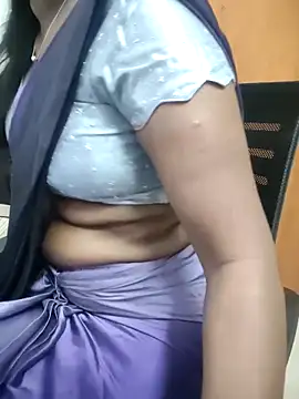Tamilmallu-duskygirl03 online show from 06/16/26, 04:48