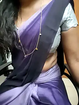 Tamilmallu-duskygirl03 online show from 06/27/26, 12:44