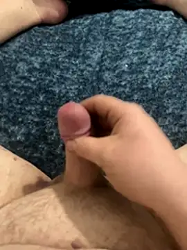 Snapshot of tinychub chatting on 11/04/25, 05:50 tinychub online show from 11/04/25, 05:50