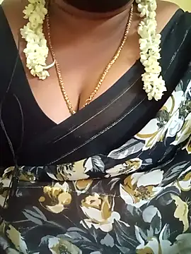 Snapshot of tamil-mala23 chatting on 02/28/26, 06:47 tamil-mala23 online show from 02/28/26, 06:47