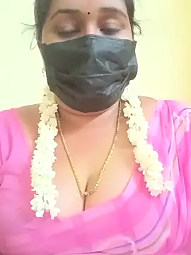 Snapshot of tamil-mala23 chatting on 03/14/26, 05:35 tamil-mala23 online show from 03/14/26, 05:35