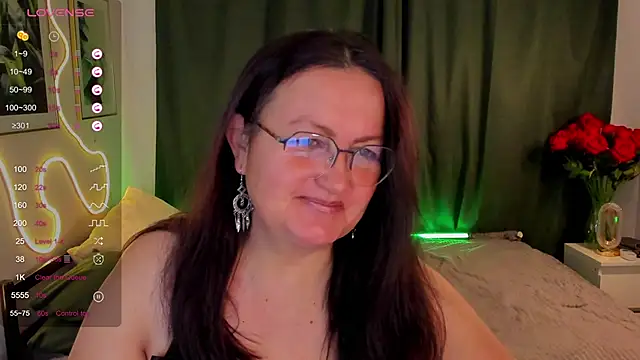 hottyannaa online show from 12/02/25, 03:01