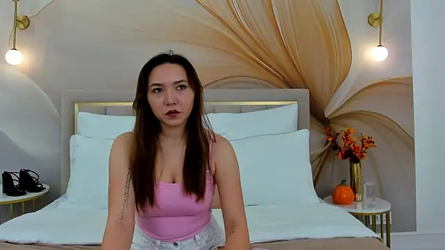 AnnaJonson online show from 11/17/25, 03:01