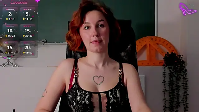 Snapshot of ClaireMathis chatting on 01/31/26, 07:34 ClaireMathis online show from 01/31/26, 07:34