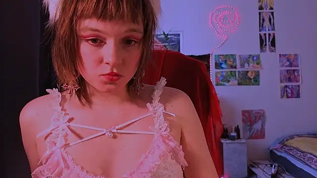 Snapshot of liquid0fluid0 chatting on 02/10/26, 12:20 liquid0fluid0 online show from 02/10/26, 12:20