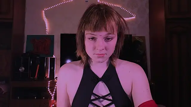 Snapshot of liquid0fluid0 chatting on 02/16/26, 04:58 liquid0fluid0 online show from 02/16/26, 04:58