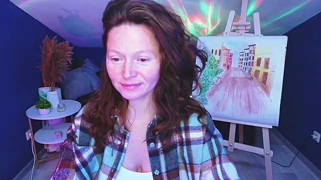 Snapshot of AuroraBorealis__ chatting on 10/13/25, 06:35 AuroraBorealis   online show from 10/13/25, 06:35