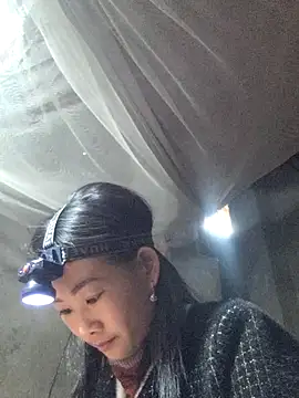 Snapshot of gio-thu chatting on 02/01/26, 07:18 gio-thu online show from 02/01/26, 07:18