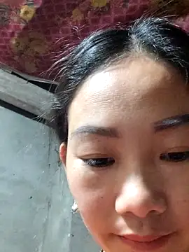 Snapshot of gio-thu chatting on 02/16/26, 06:15 gio-thu online show from 02/16/26, 06:15