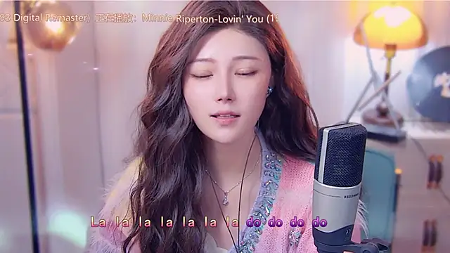 Snapshot of cherry-fa chatting on 10/14/25, 03:24 cherry-fa online show from 10/14/25, 03:24