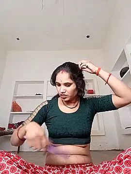 Snapshot of Cuty_tanya chatting on 02/19/26, 10:00 Cuty tanya online show from 02/19/26, 10:00