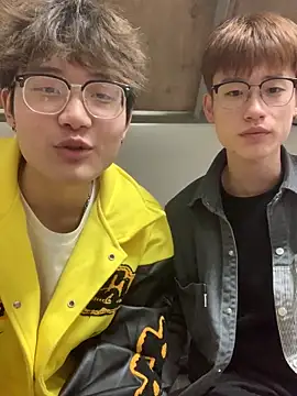 KK-cuteboy online show from 11/26/25, 12:50