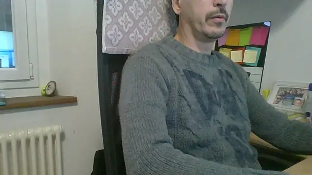 Kawayleo online show from 12/04/25, 08:12