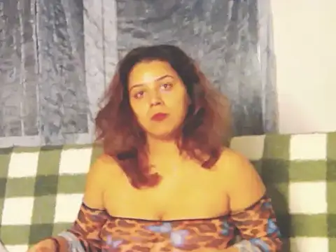 Snapshot of MadisonCharm chatting on 02/12/26, 11:55 MadisonCharm online show from 02/12/26, 11:55