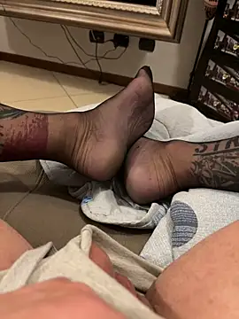 Sexy-feet78 online show from 11/10/25, 10:31