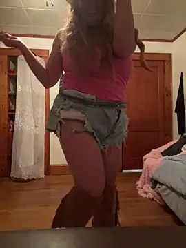 SugarMilkandHoney online show from 11/14/25, 11:57