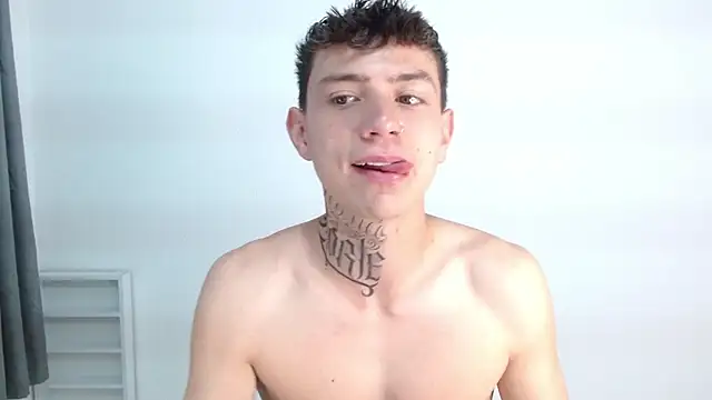 hot teo  online show from 11/27/25, 11:23