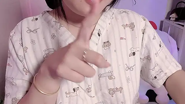 BeChinh Lee online show from 06/12/26, 05:23