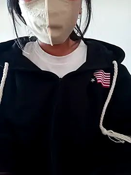 Zerin nova online show from 11/25/25, 10:04