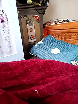 Zerin nova online show from 12/05/25, 01:14