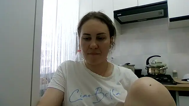 MeadowEyes online show from 06/25/26, 12:42