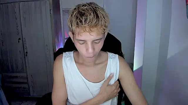 tylernova online show from 01/13/26, 03:45