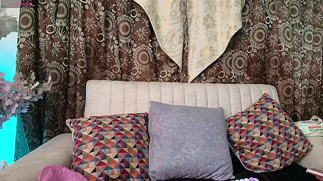 Kiaraa88 online show from 11/12/25, 03:34