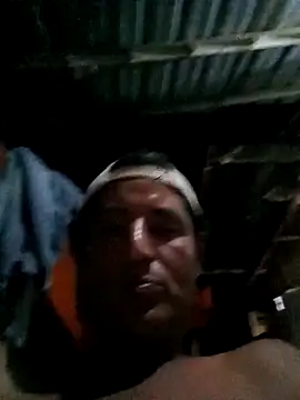 Snapshot of AopeZ36 chatting on 04/21/26, 02:37 AopeZ36 online show from 04/21/26, 02:37