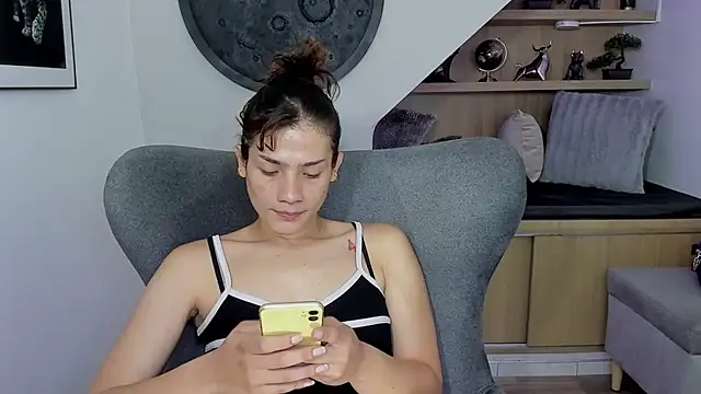 KassMonroe online show from 06/17/26, 01:23