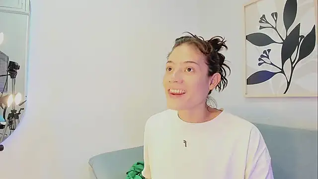 KassMonroe online show from 06/18/26, 08:02