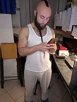 Snapshot of BeppeRagnar chatting on 03/14/26, 01:38 BeppeRagnar online show from 03/14/26, 01:38