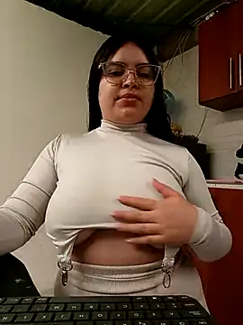 sofia athome online show from 11/24/25, 07:24