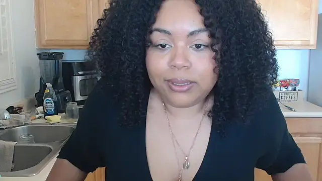 KalaniRose online show from 11/05/25, 09:48