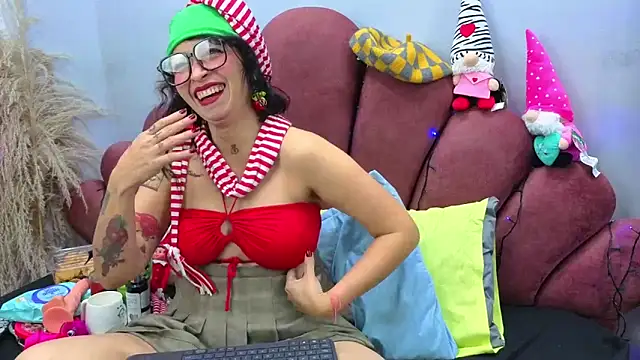 CHIARAJJONES online show from 12/03/25, 12:47